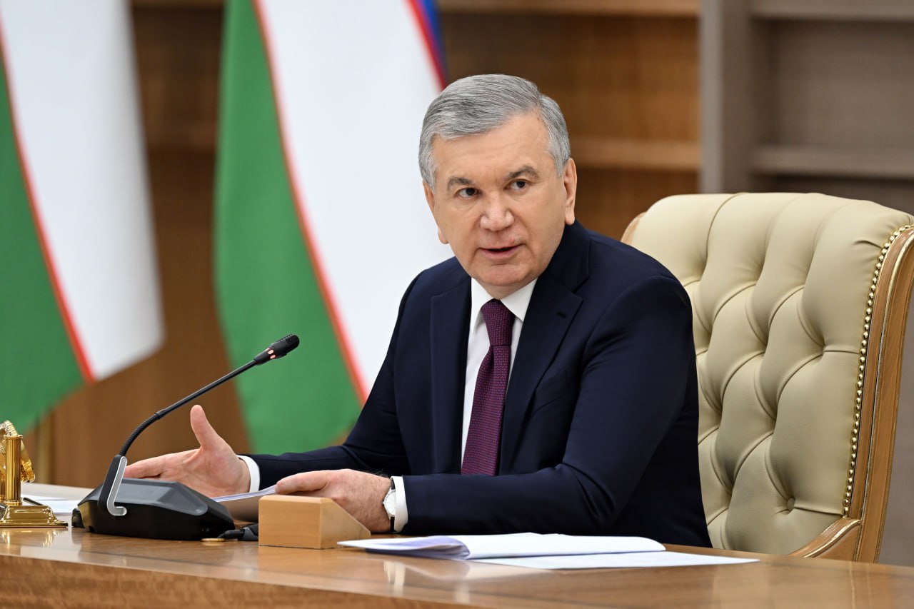 Prezident Shavkat Mirziyoyev raisligida xizmat ko‘rsatish sohalarini rivojlantirish bo‘yicha asosiy vazifalar muhokamasi yuzasidan videoselektor yig‘ilishi boshlandi